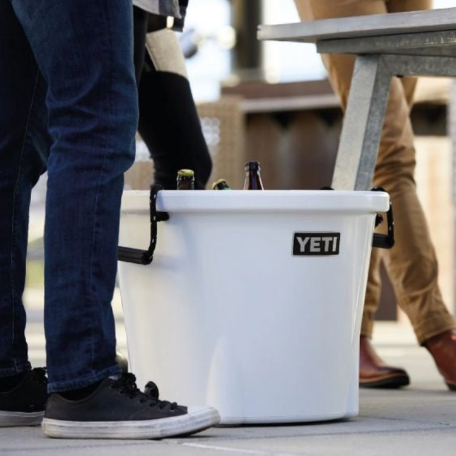YETI Yeti Tank Ice Bucket 45 White + GRATIS Yeti Rambler Lowball Black 10 oz