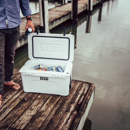 YETI Yeti Tundra 45 Hard Cooler Tan